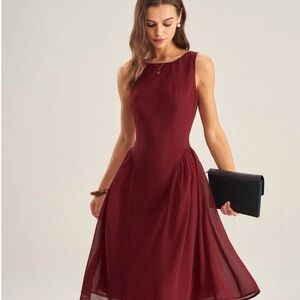 Elegant Burgundy Sleeveless Dress